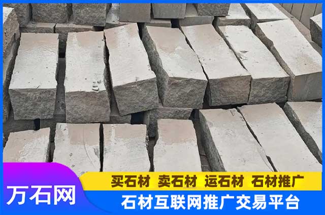 挡土墙块石垒墙用的石头多少钱一立方?